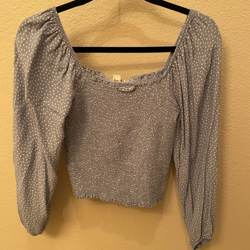 Ruched blue and white American eagle blouse